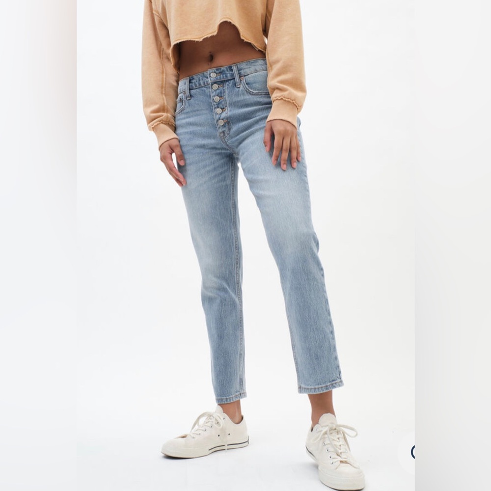 Aeropostale high rise Mom Jeans